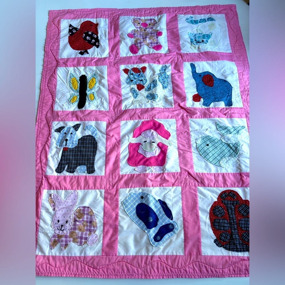 Pink Elephant Applique Baby Quilt